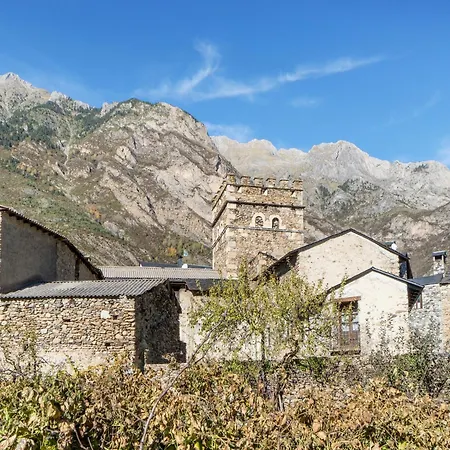 Stone Near And Scenic Lake, Cleaning Included *